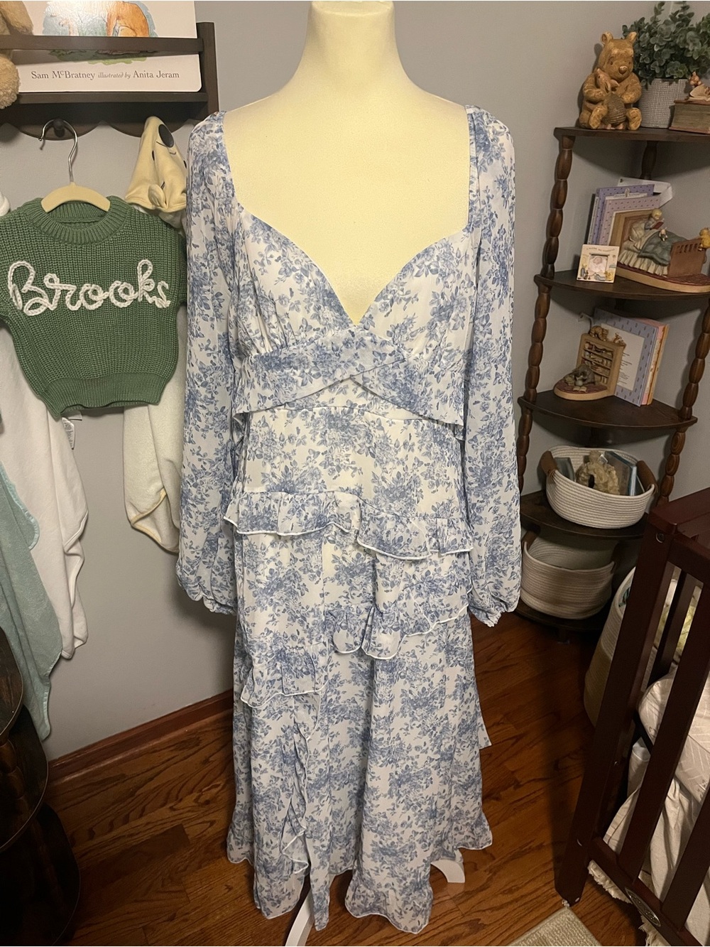 Altar'd State white/blue floral maxi Size 3XL NWT